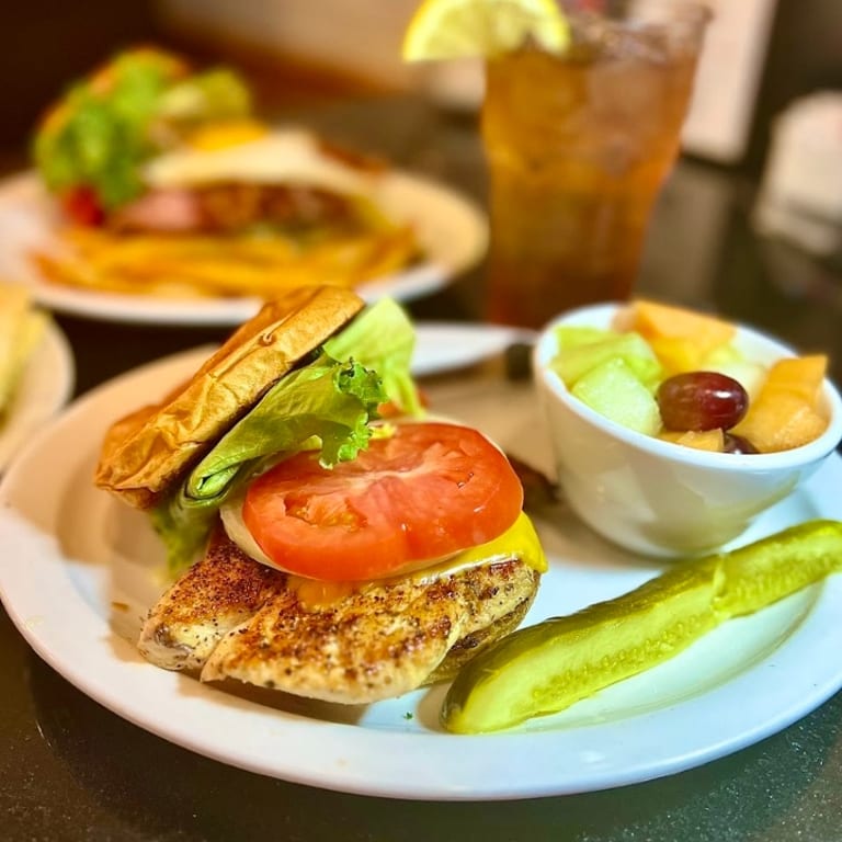 Grilled Chicken Sandwich Delight